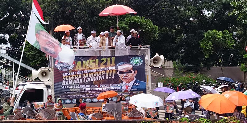Aksi 211, Menantu Habib Rizieq Shihab Nyanyikan Lagu "Tangkap Jokowi"